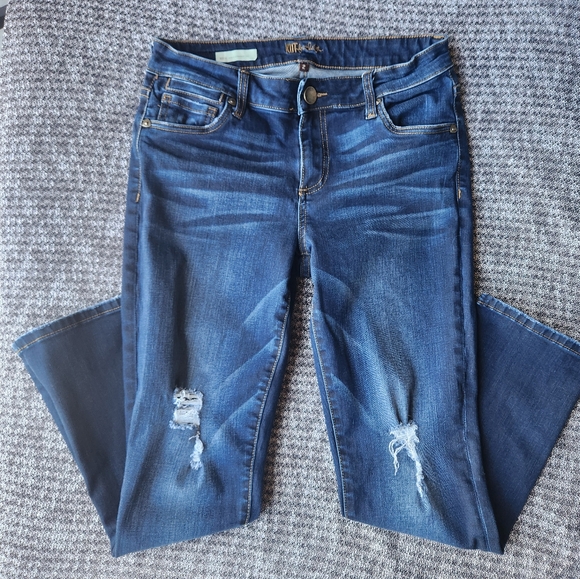 Kut from the Kloth Reese Ankle Straight Leg Distressed Denim Jeans Size 2 - Picture 4 of 10